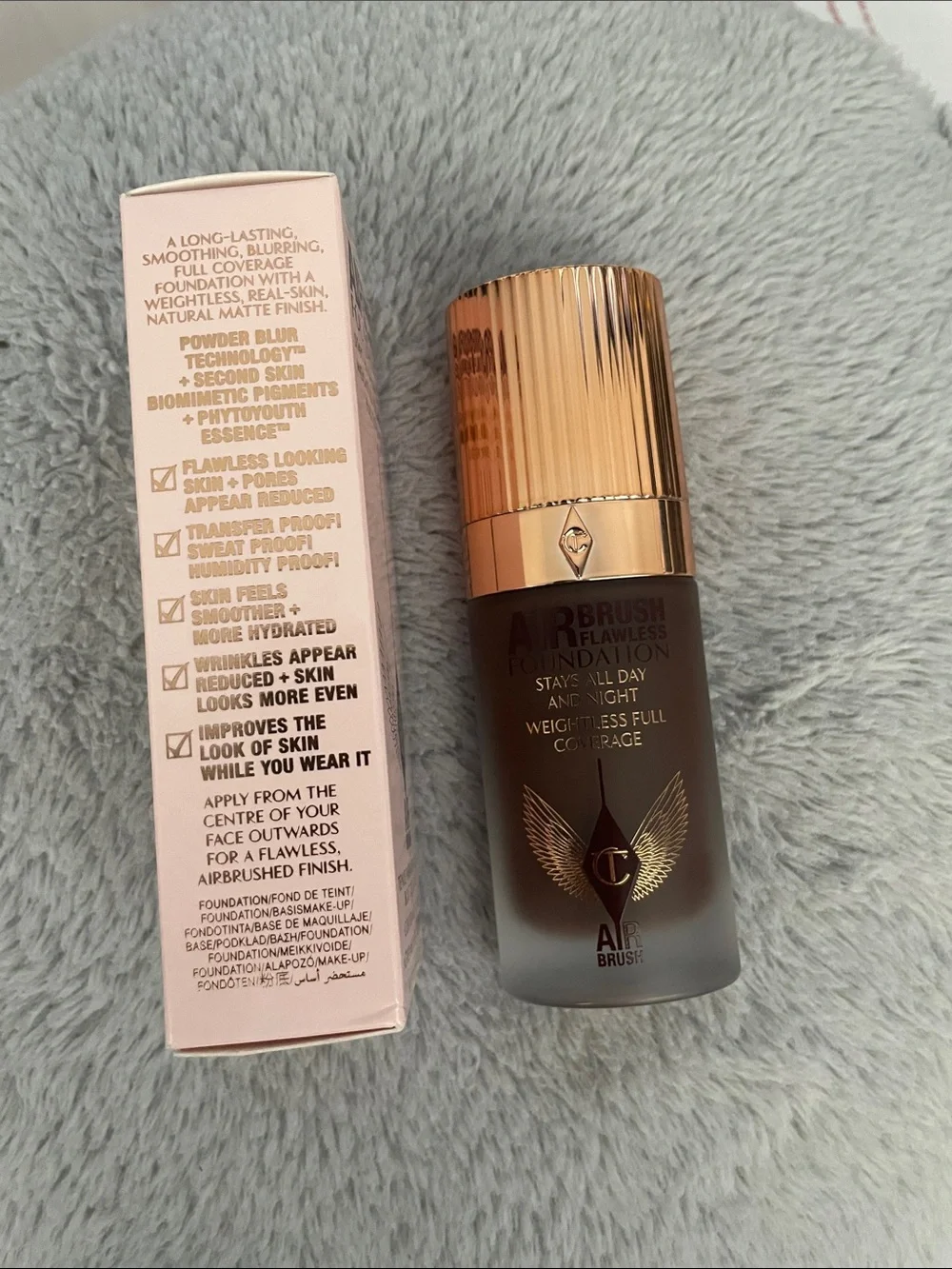 Charlotte Tilbury Airbrush Flawless Foundation - Cream/Gold